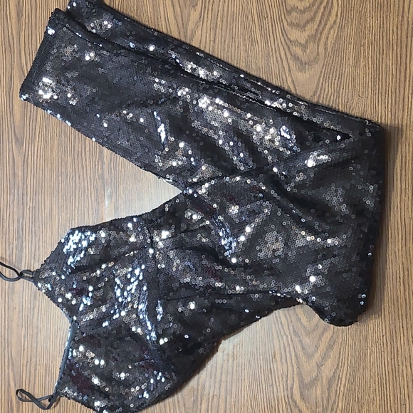 Sequin Romper - Picture 7 of 9